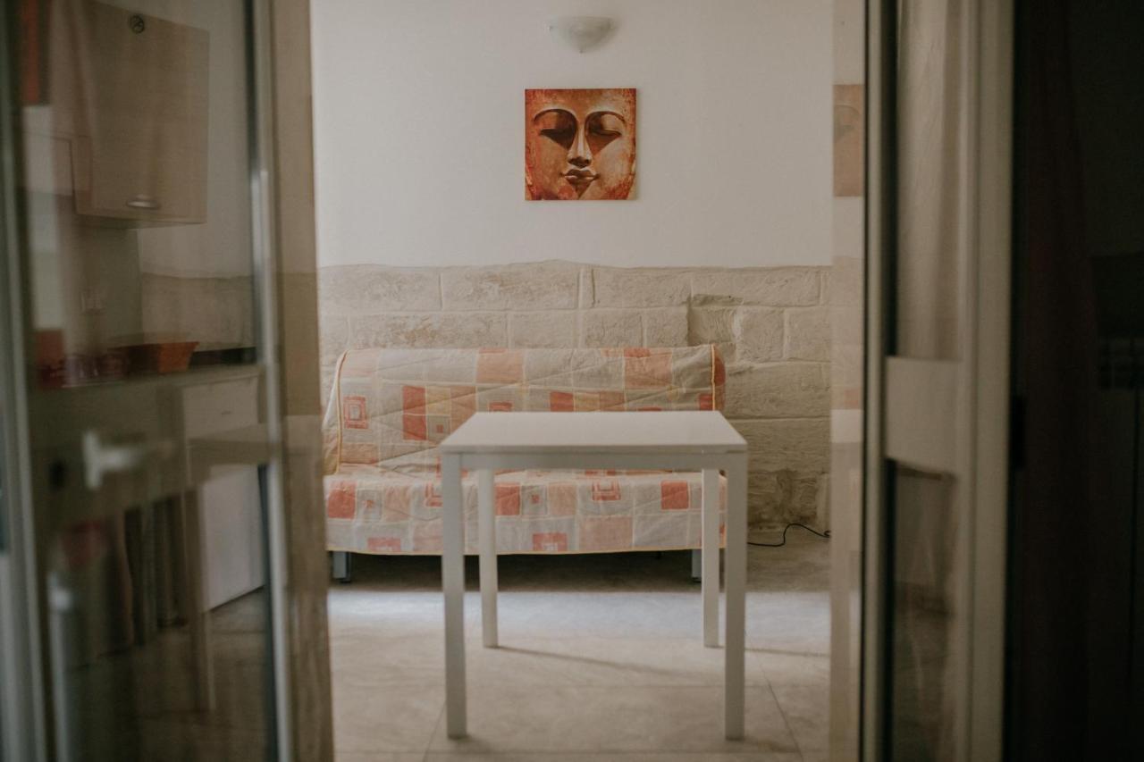 Le Camporelle In Citta Bed & Breakfast Lecce Eksteriør bilde
