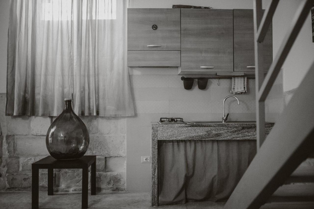 Le Camporelle In Citta Bed & Breakfast Lecce Eksteriør bilde