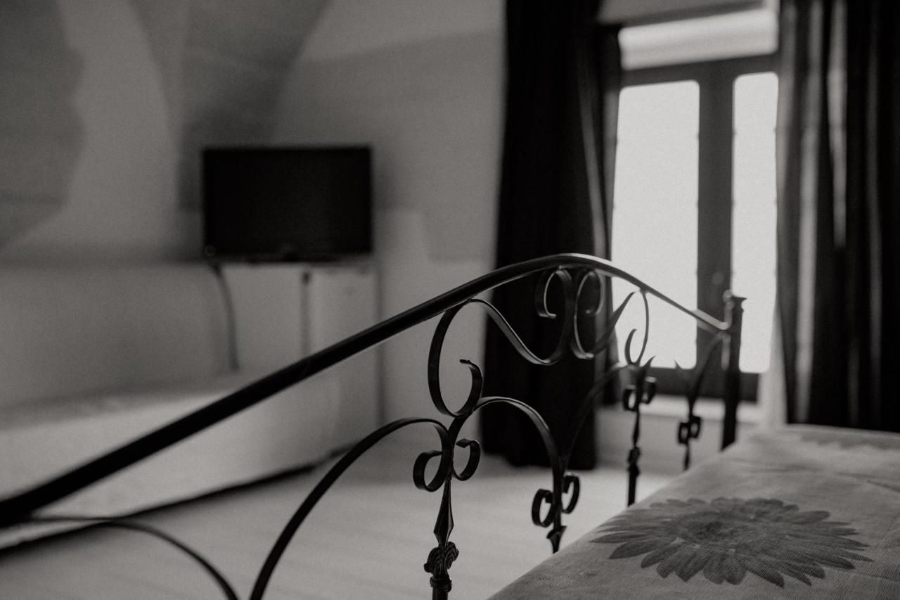 Le Camporelle In Citta Bed & Breakfast Lecce Eksteriør bilde